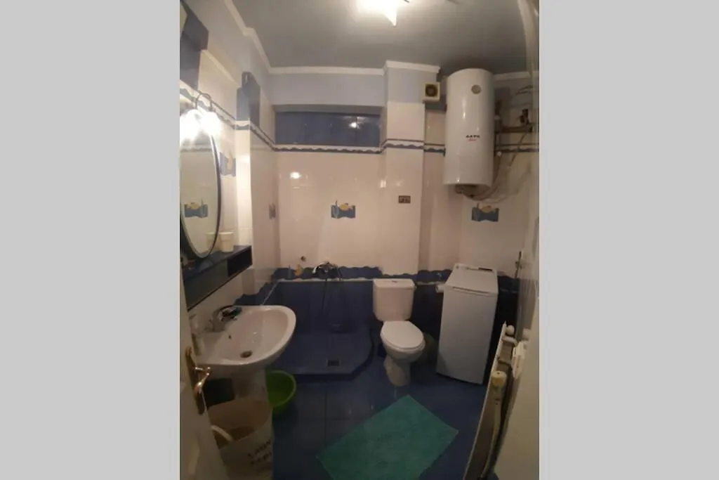 2 Floor Apartment In Kalamaria,Thessaloniki. 0*,  Grécia
